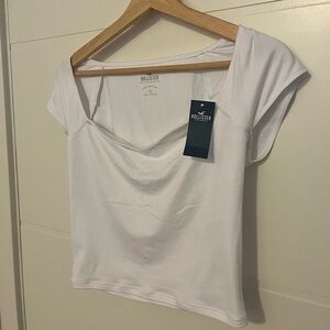Hollister Must-Have White Tee